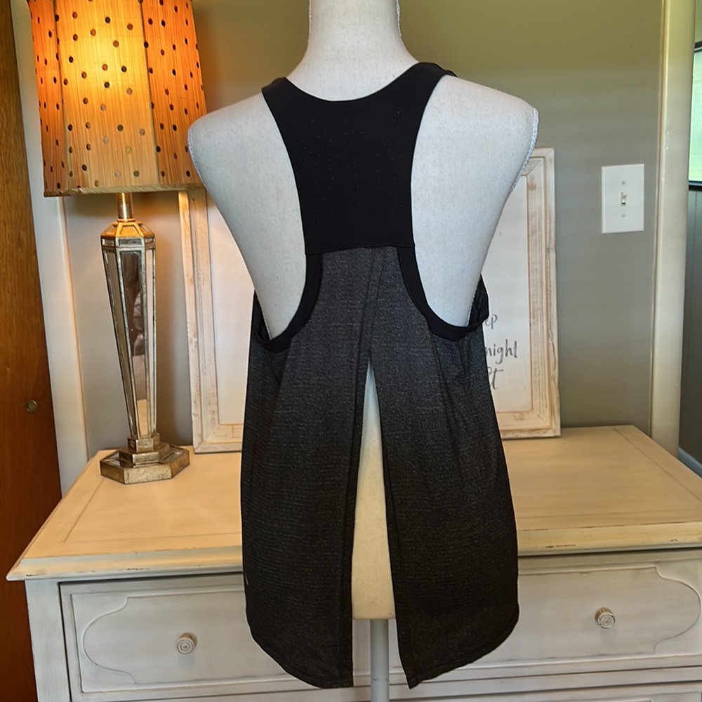Lululemon Tank - Picture 4 of 7